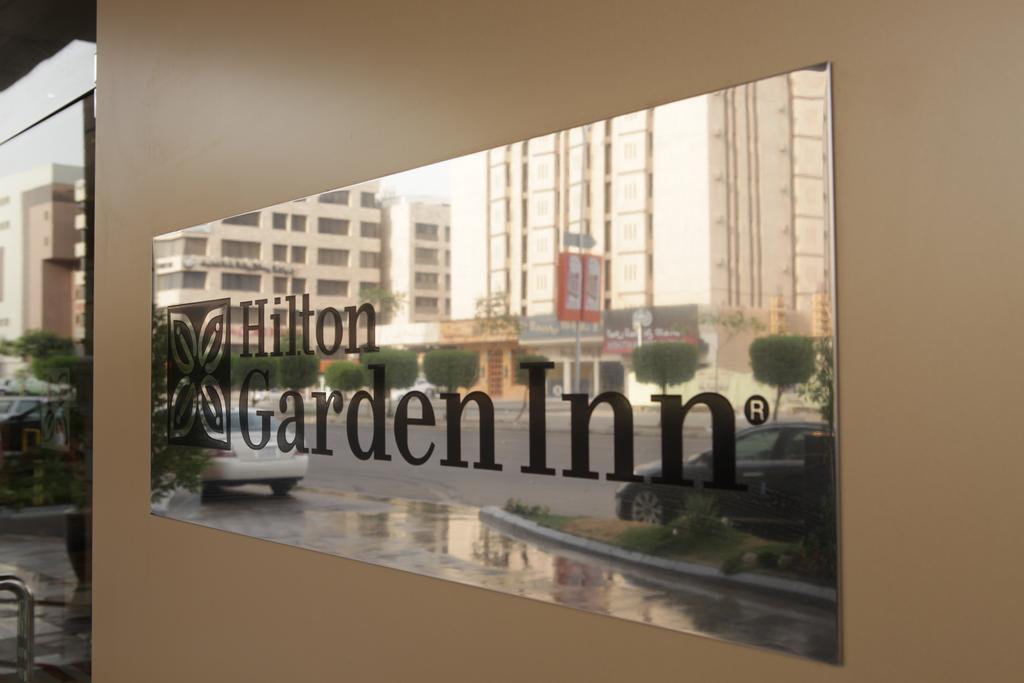 Hilton Garden Inn Riyadh Olaya Экстерьер фото